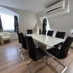 Apartman Caesar & *
