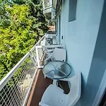 凯撒客房公寓 *