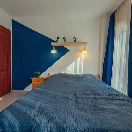 Caesar & Apartment *