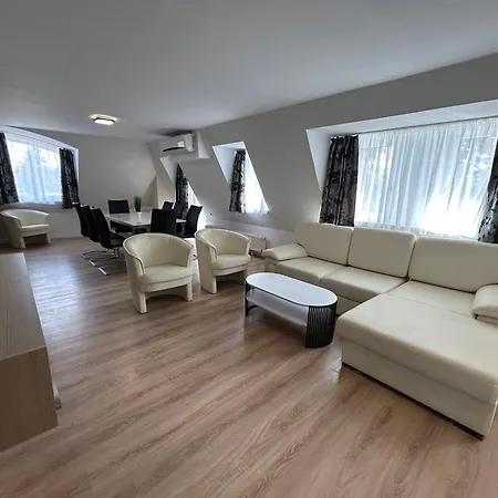 Apartment Caesar &