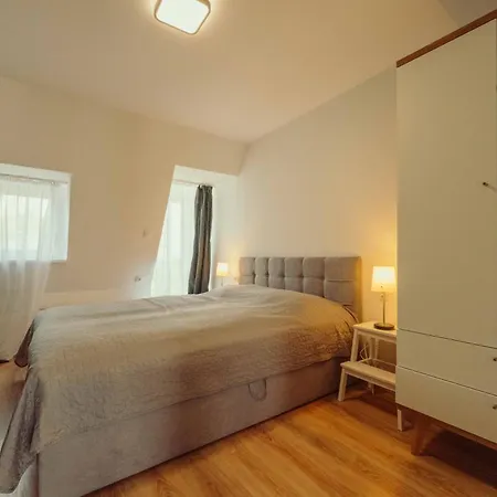 Apartman Caesar &