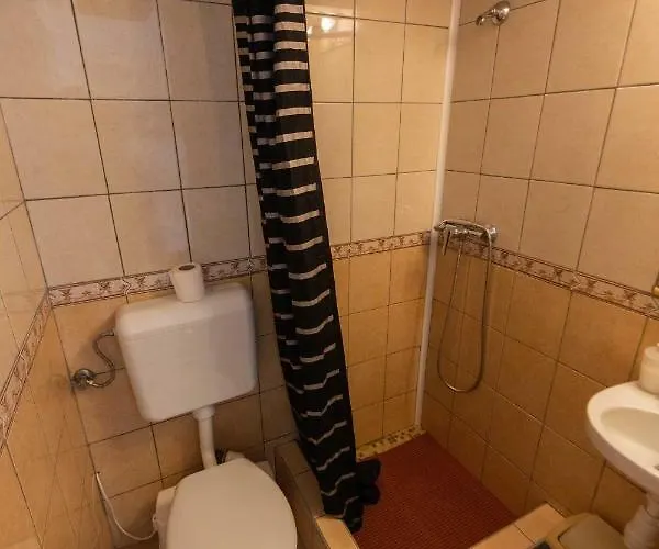 Caesar & דירה שיופוק